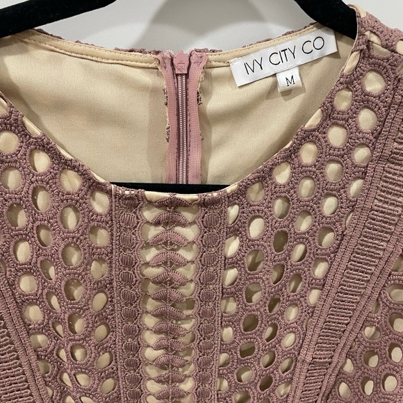 Ivy City Co Mauve Lace Overlay Dress - Picture 2 of 4